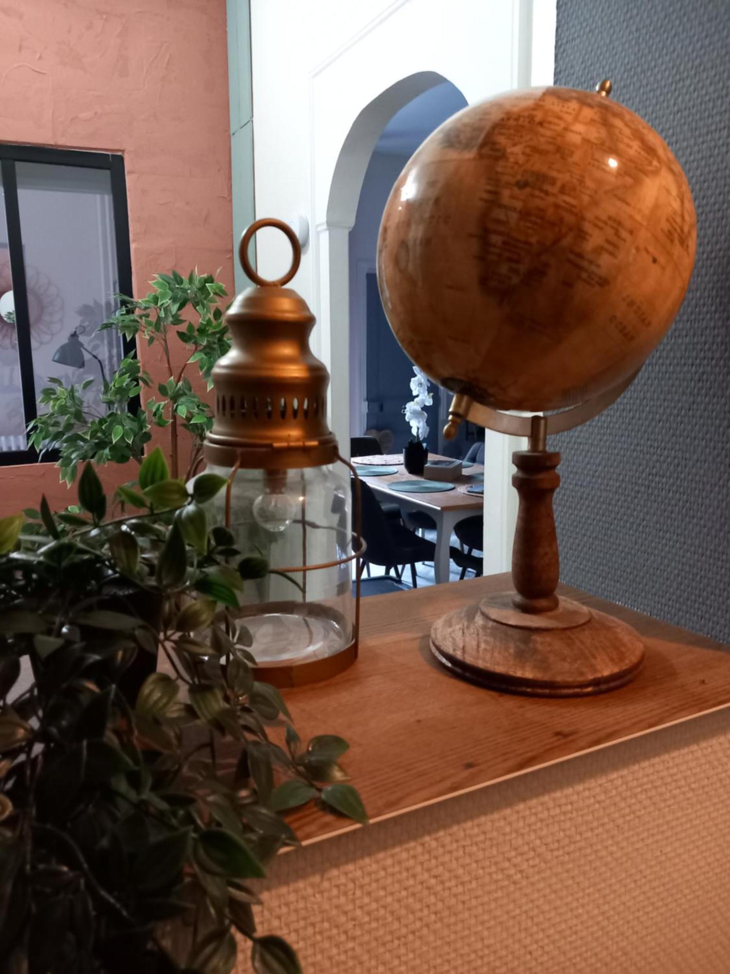 Les Loges Du Theatre Degustation Champagne Offerte Jacuzzi Sauna Jeux Velos Maison Prive 150M2 Historique 14Pers Max Emplacement Exceptionnel Et Chic, 200M De L'Avenue De Champagne, Gare, Musee, Jardins, Restaurations, Toutes Commodites Épernay Exterior foto